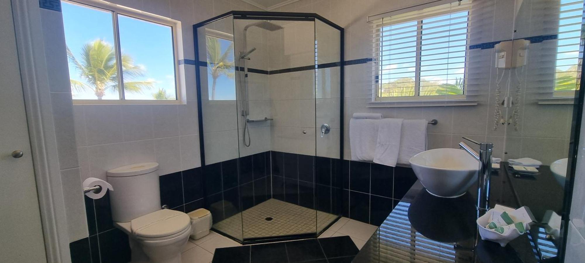 Rose Bay Resort Bowen Dış mekan fotoğraf