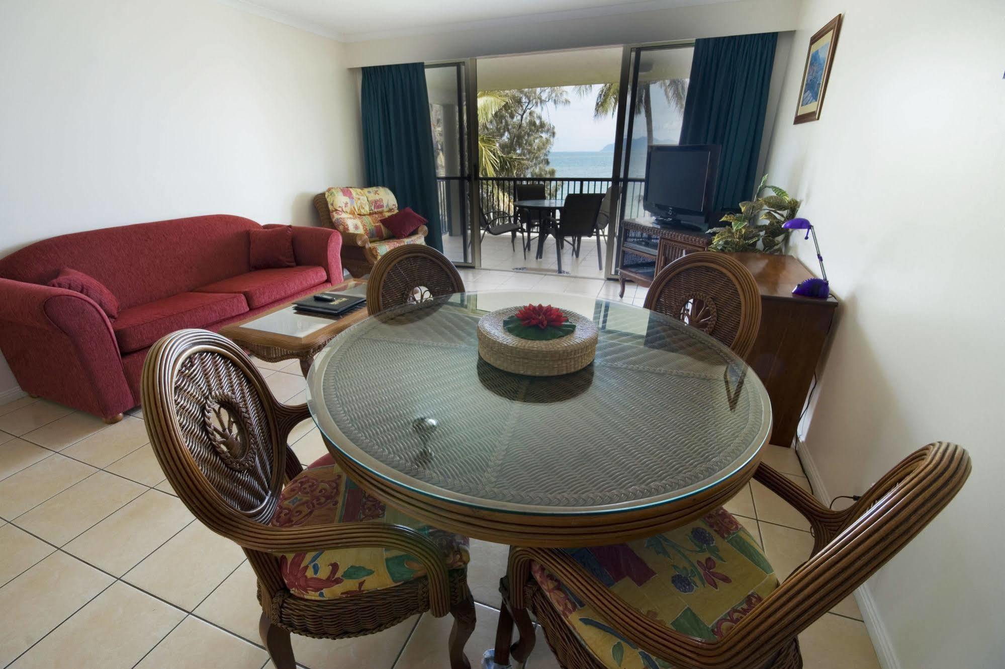 Rose Bay Resort Bowen Dış mekan fotoğraf