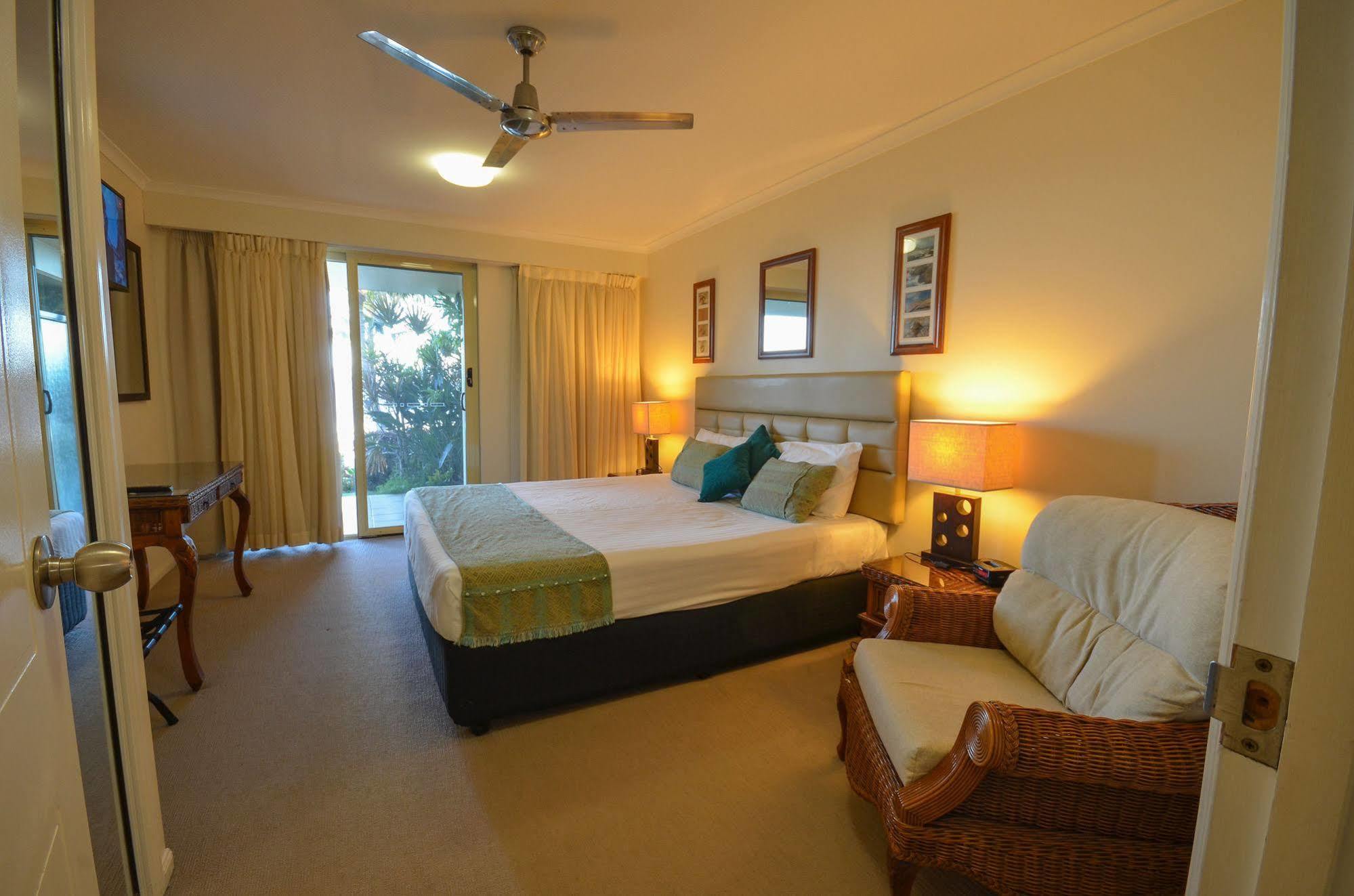 Rose Bay Resort Bowen Dış mekan fotoğraf