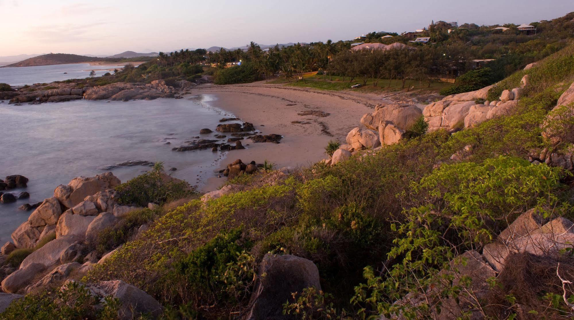 Rose Bay Resort Bowen Dış mekan fotoğraf