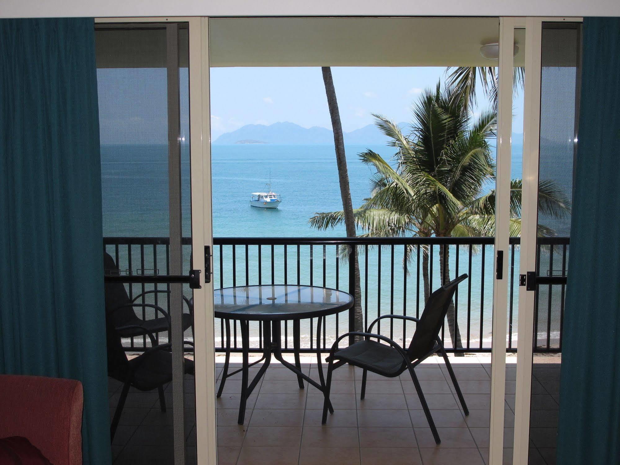 Rose Bay Resort Bowen Dış mekan fotoğraf